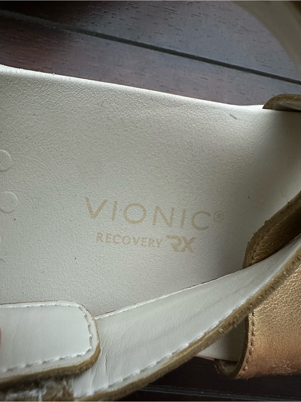 Size 8 Vionic Women’s Harmony RX Gold Metallic Recovery Sandals - Picture 7 of 10
